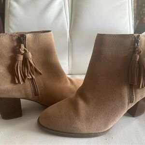 Vionic Tan Suede Ankle Booties with Tassels